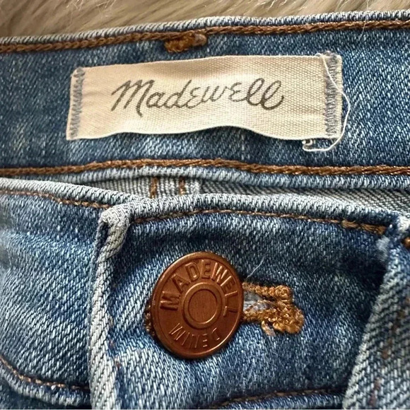 MADEWELL 9" High-Rise Skinny Jeans: Destructed-Hem Edition Size 26 - Picture 7 of 13